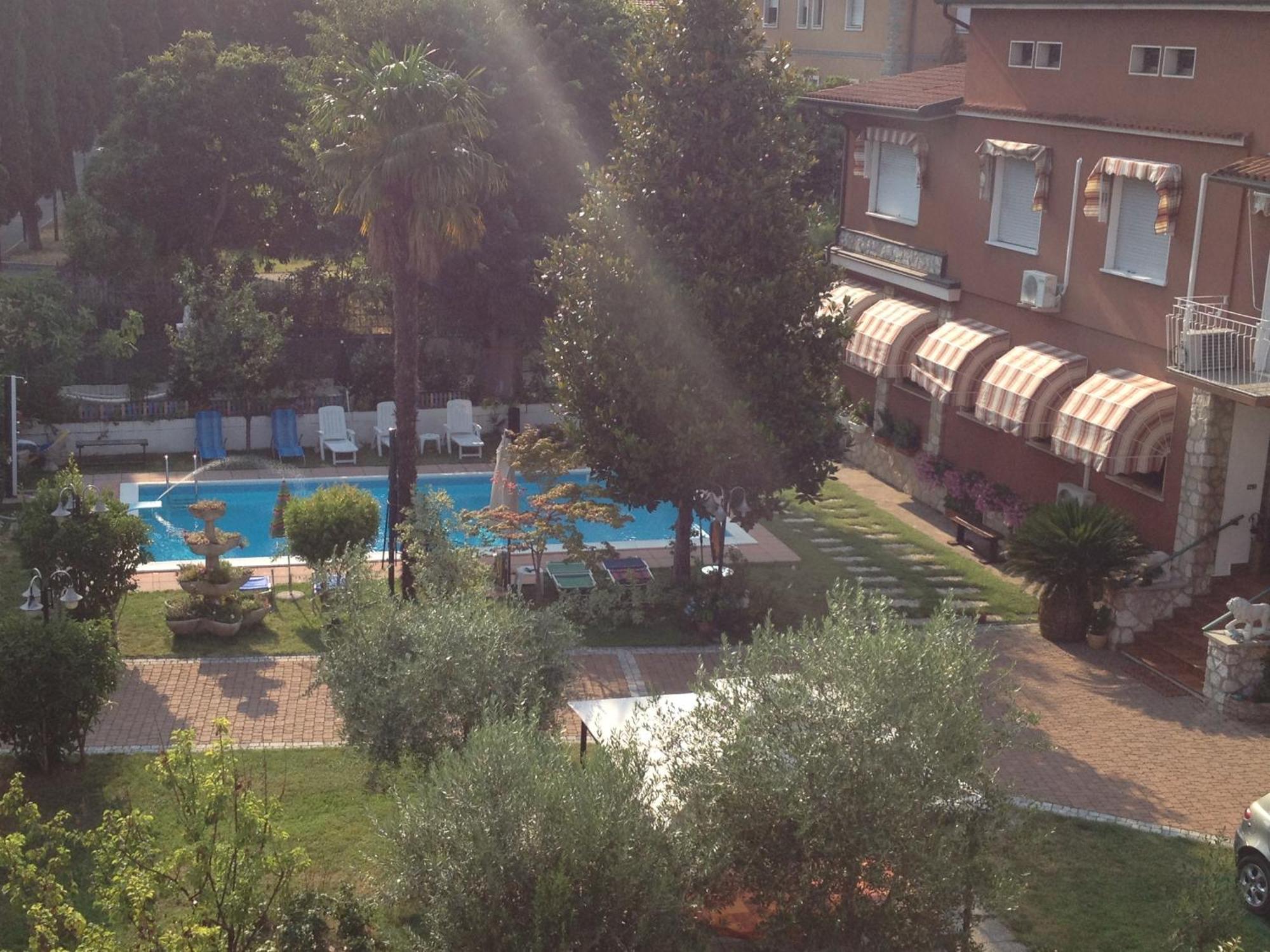 B&B Desenzano Desenzano del Garda Eksteriør bilde