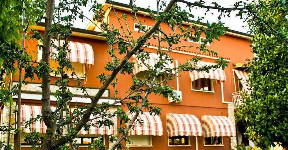 B&B Desenzano Desenzano del Garda Eksteriør bilde